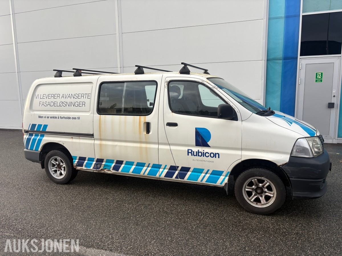 2008 Toyota HiAce, 2.5-117 D