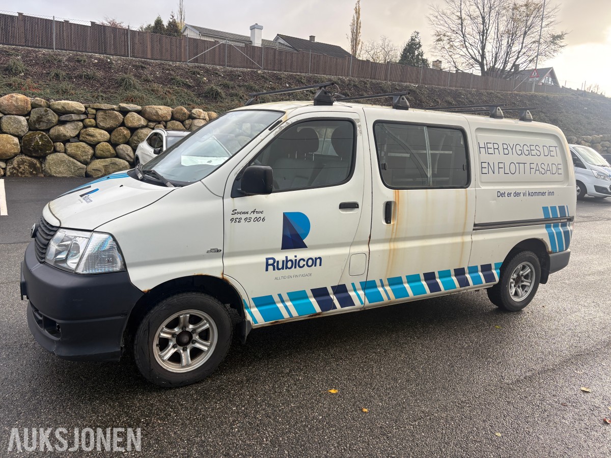 2008 Toyota HiAce, 2.5-117 D