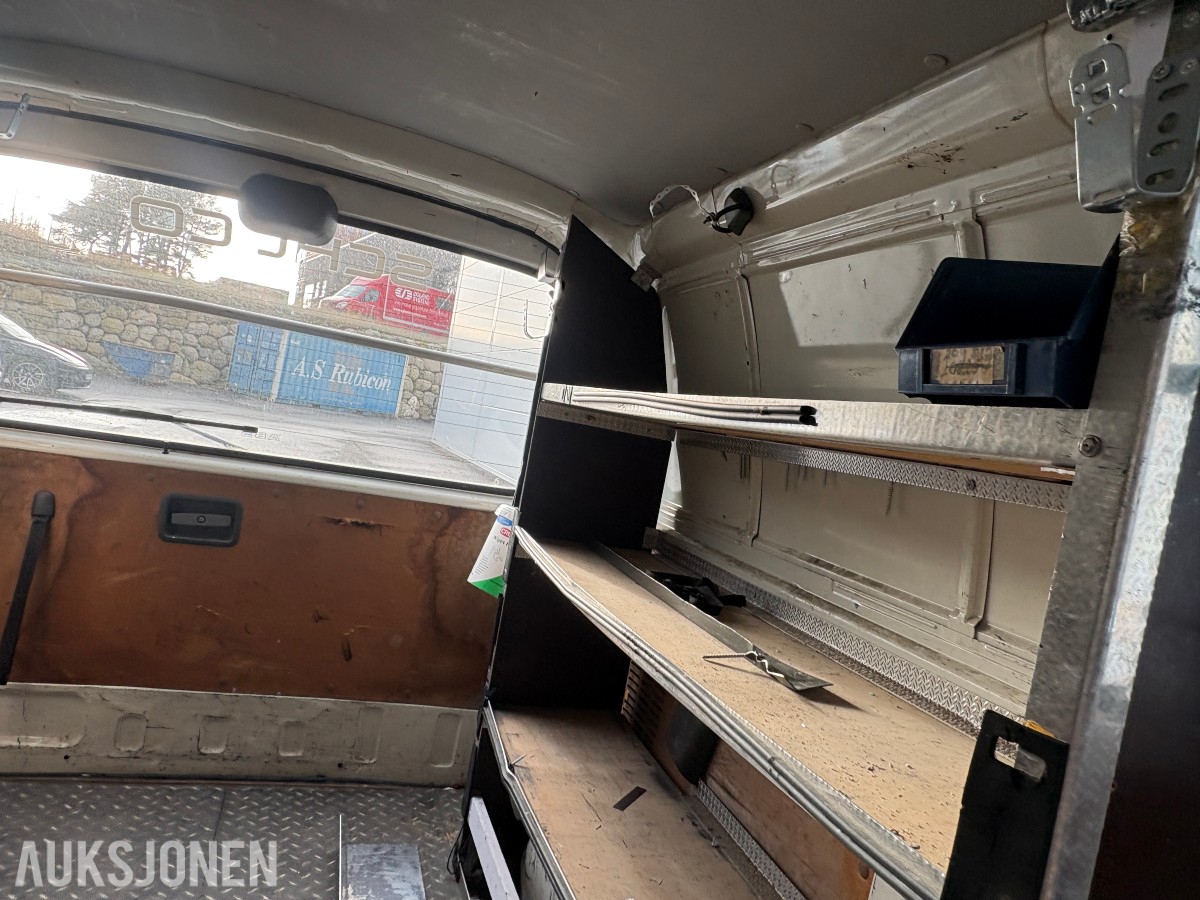 2008 Toyota HiAce, 2.5-117 D