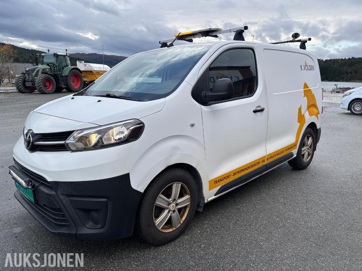2017 TOYOTA PROACE 1.6-95 D Automat – Dobbeltgulv – 4 skuffer – Hengerfeste, 126643km