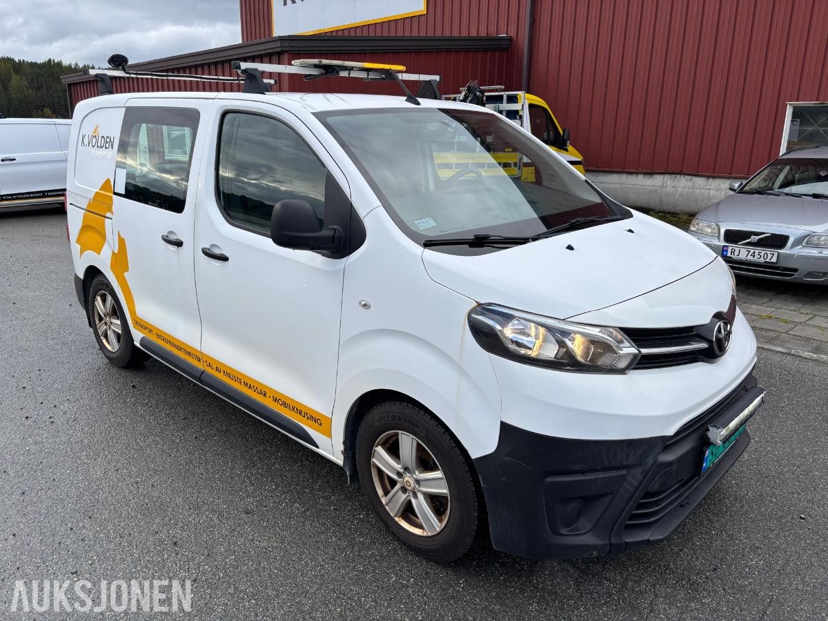 2017 TOYOTA PROACE 1.6-95 D Automat – Dobbeltgulv – 4 skuffer – Hengerfeste, 126643km