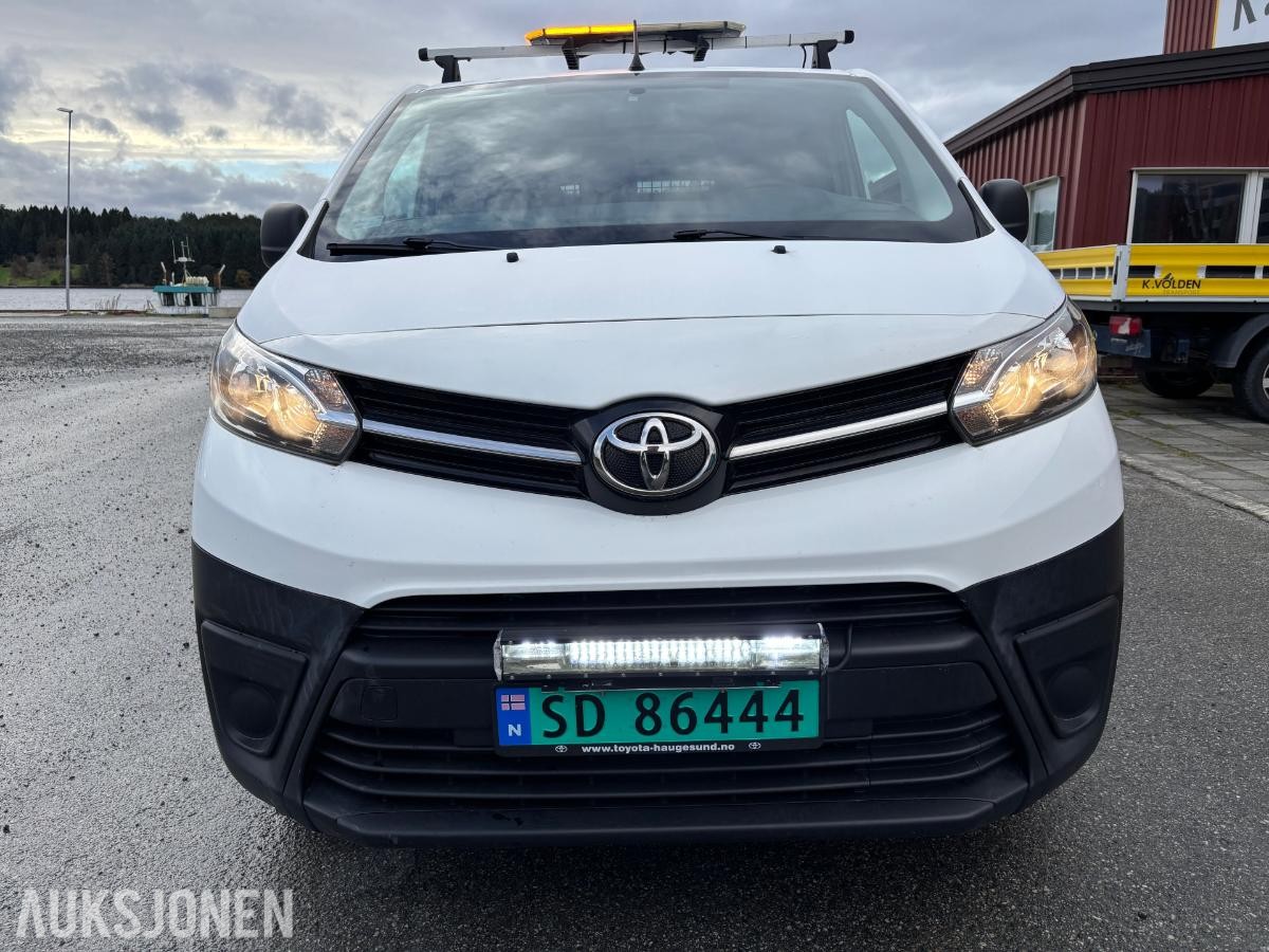 2017 TOYOTA PROACE 1.6-95 D Automat – Dobbeltgulv – 4 skuffer – Hengerfeste, 126643km