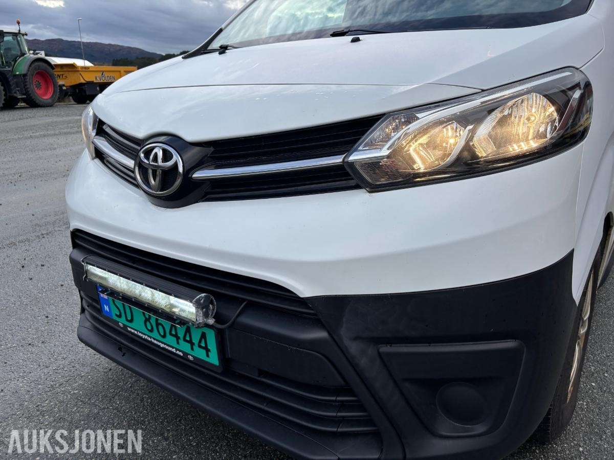 2017 TOYOTA PROACE 1.6-95 D Automat – Dobbeltgulv – 4 skuffer – Hengerfeste, 126643km