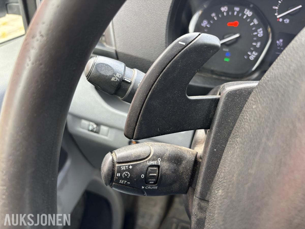 2017 TOYOTA PROACE 1.6-95 D Automat – Dobbeltgulv – 4 skuffer – Hengerfeste, 126643km