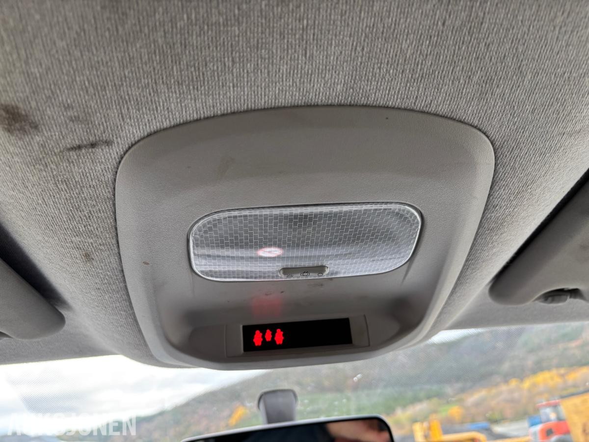 2017 TOYOTA PROACE 1.6-95 D Automat – Dobbeltgulv – 4 skuffer – Hengerfeste, 126643km