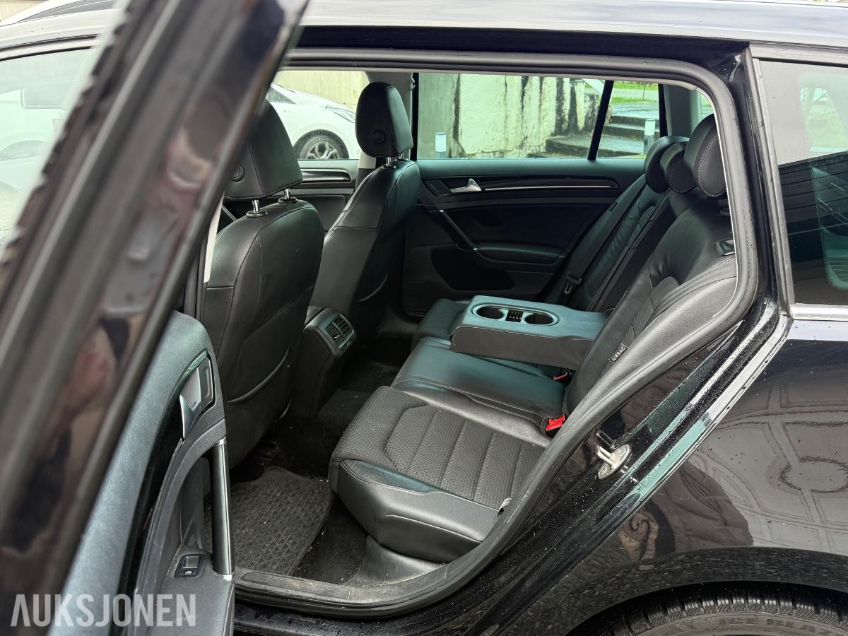 2015 VOLKSWAGEN GOLF 2.0 TDI 150HK DSG HENGERFESTE KAMERA MASSASJE RATTVARME