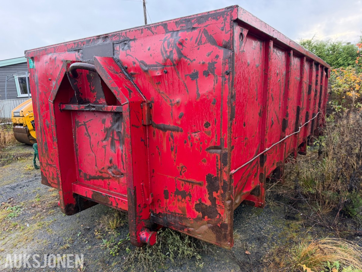 Krokcontainer i stål. *Rep objekt* 5,8 m.