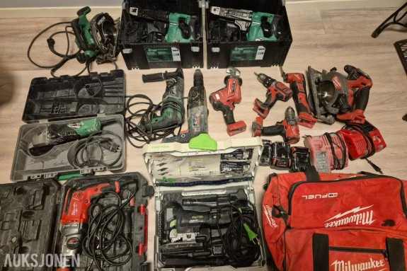 2020 parti med verktøy - Milwaukee hikoki festol bosch techwey Drill/ Bajonettsag/multiverktøy/sirkels///Borhamme//Vinkelsliper/stikksag/Gipstrekker/Fugesprøyte
