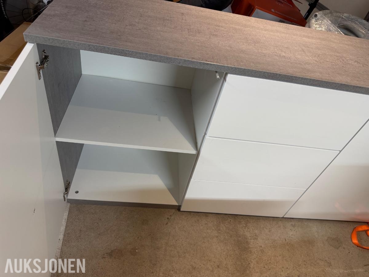 Jysk Kommode og TV benk