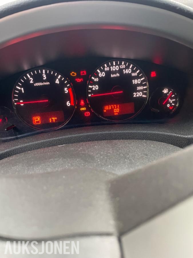 2013 Nissan Pathfinder 3.0 D 4X4, Reparasjonsobjekt