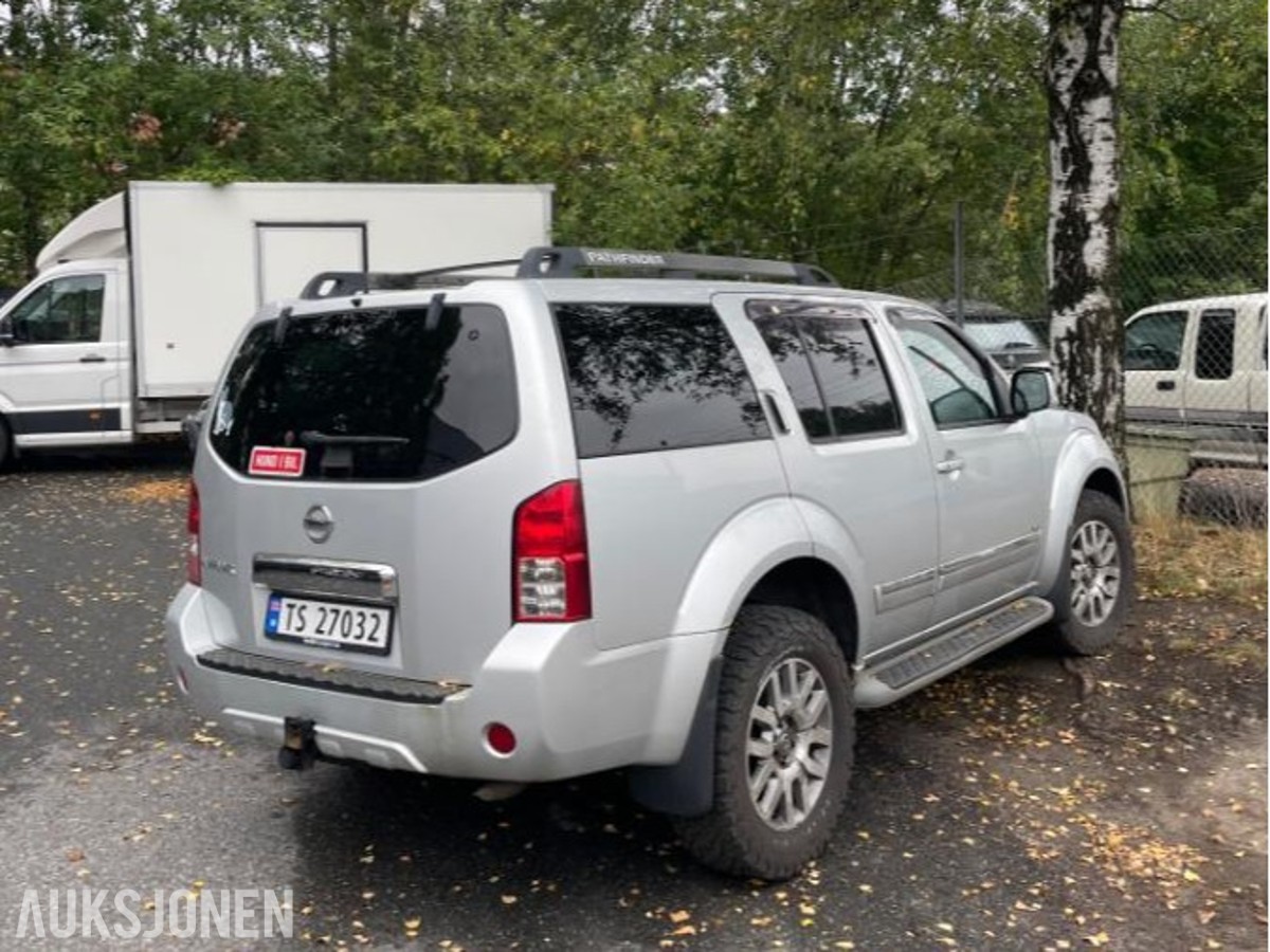 2013 Nissan Pathfinder 3.0 D 4X4, Reparasjonsobjekt