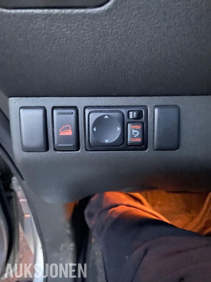 2013 Nissan Pathfinder 3.0 D 4X4, Reparasjonsobjekt