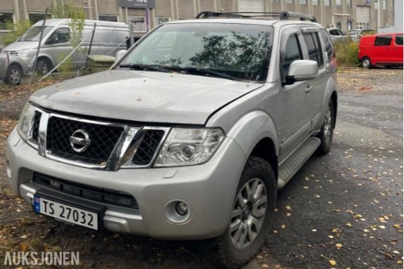 2013 Nissan Pathfinder 3.0 D 4X4, Reparasjonsobjekt