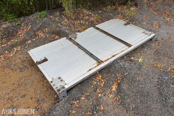 Aluminium baklem / lastelem – ca. 240 x 110 cm