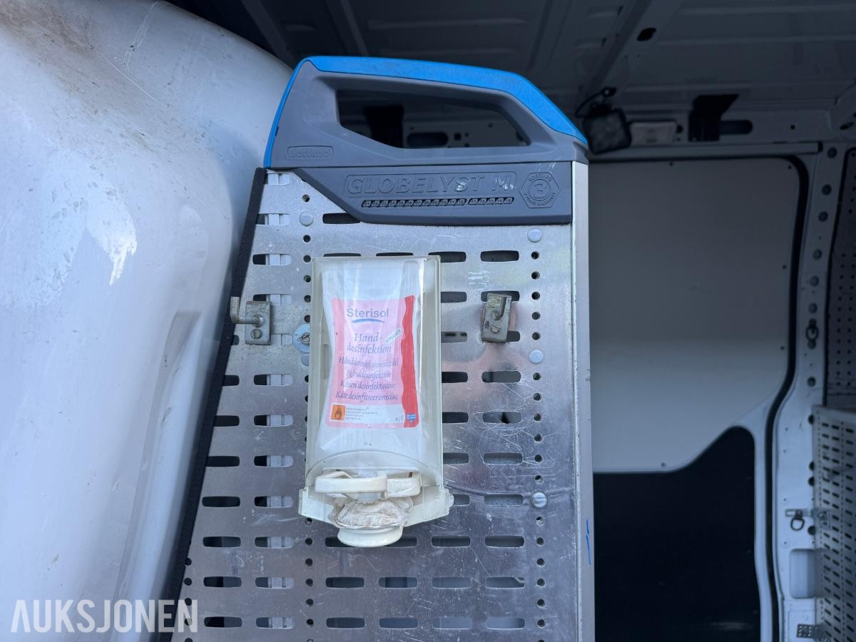 2013 Nissan NV400 2.3 dCi 125 hk – servicebil / rørleggerbil med innredning