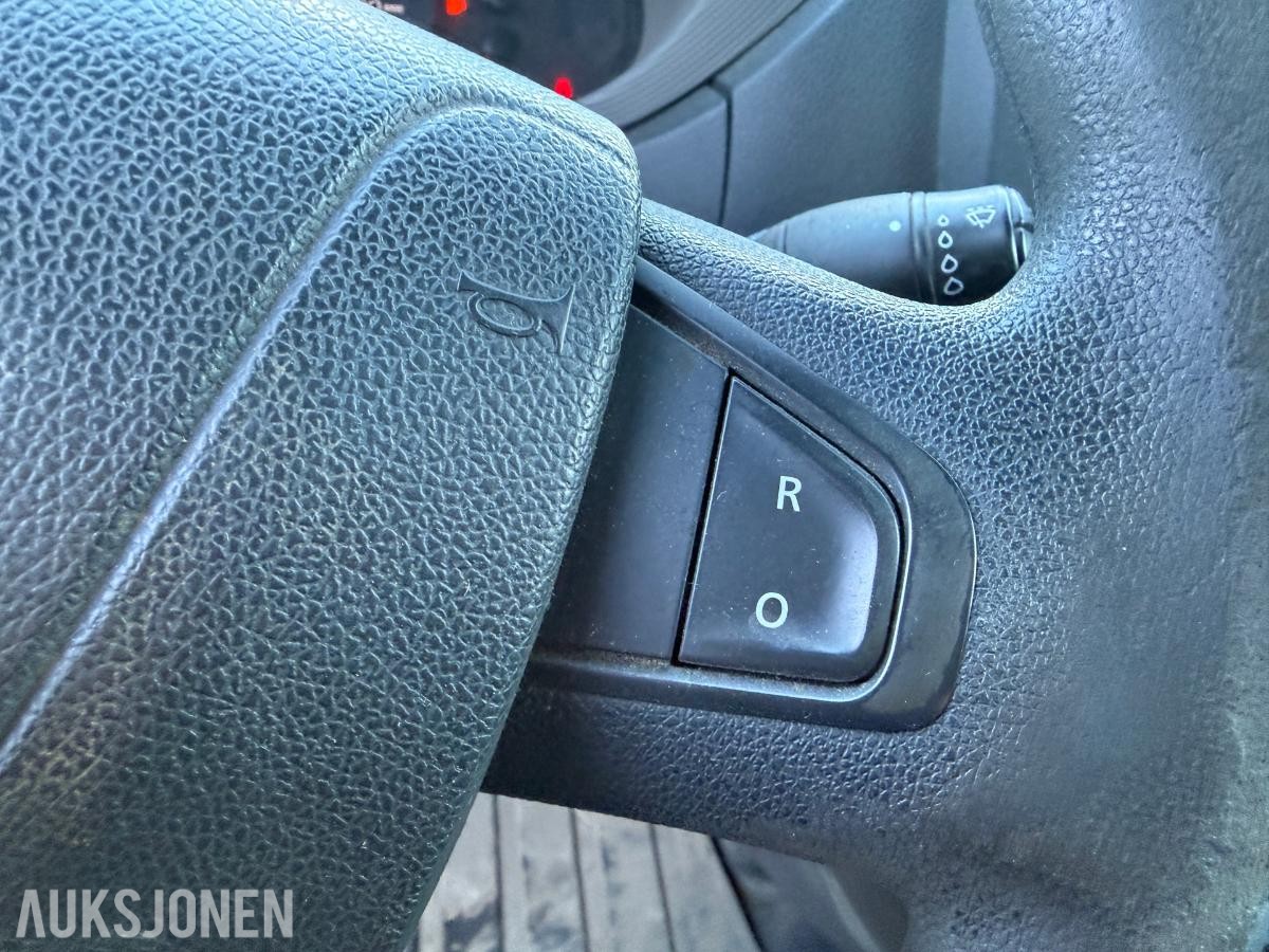 2013 Nissan NV400 2.3 dCi 125 hk – servicebil / rørleggerbil med innredning