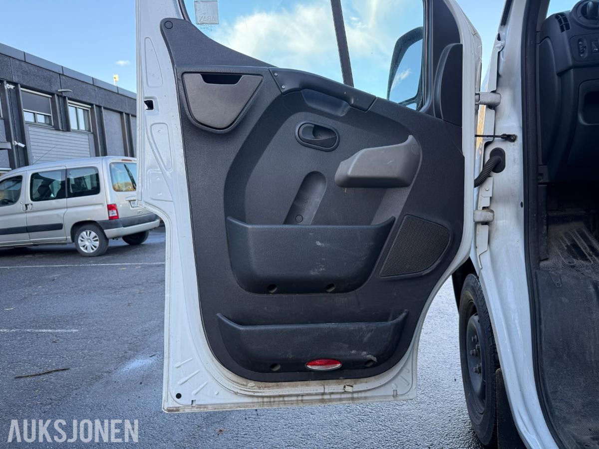2013 Nissan NV400 2.3 dCi 125 hk – servicebil / rørleggerbil med innredning