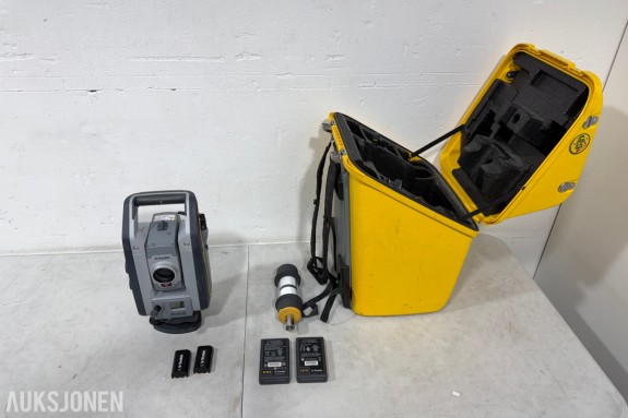 2021 Trimble S7 2" DR Plus robotisk totalstasjon med prisme og batterier