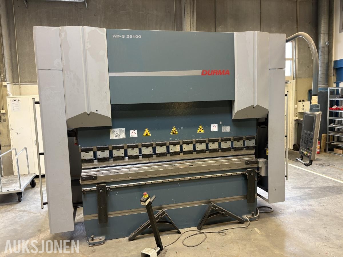 2013 Durma AD-25100 - Kant presse