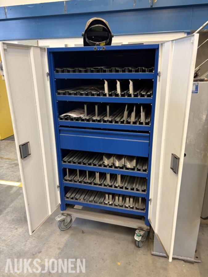 2013 Durma AD-25100 - Kant presse