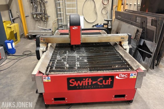2018 Swift Cut Pro 2500