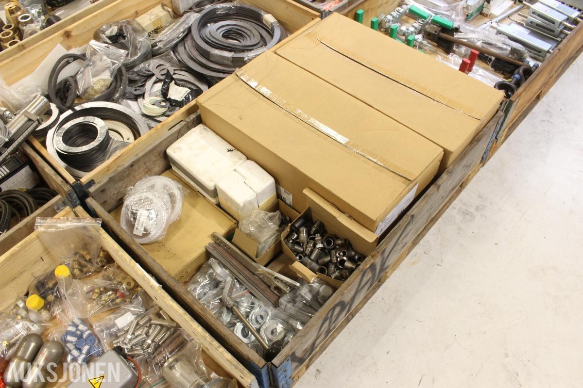 Delelager etter leverandør av olje/gass-fyr og dampkjele anlegg Danfoss-Flowserve-Fema-Sauter-Honeywell-ABB mfl.