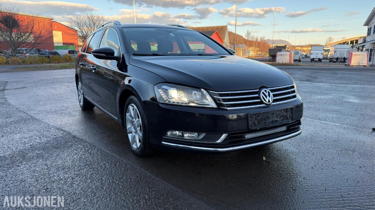 2011 VOLKSWAGEN PASSAT 2.0 TDI 4MOTION HENGERFESTE RYGGEKAMERA