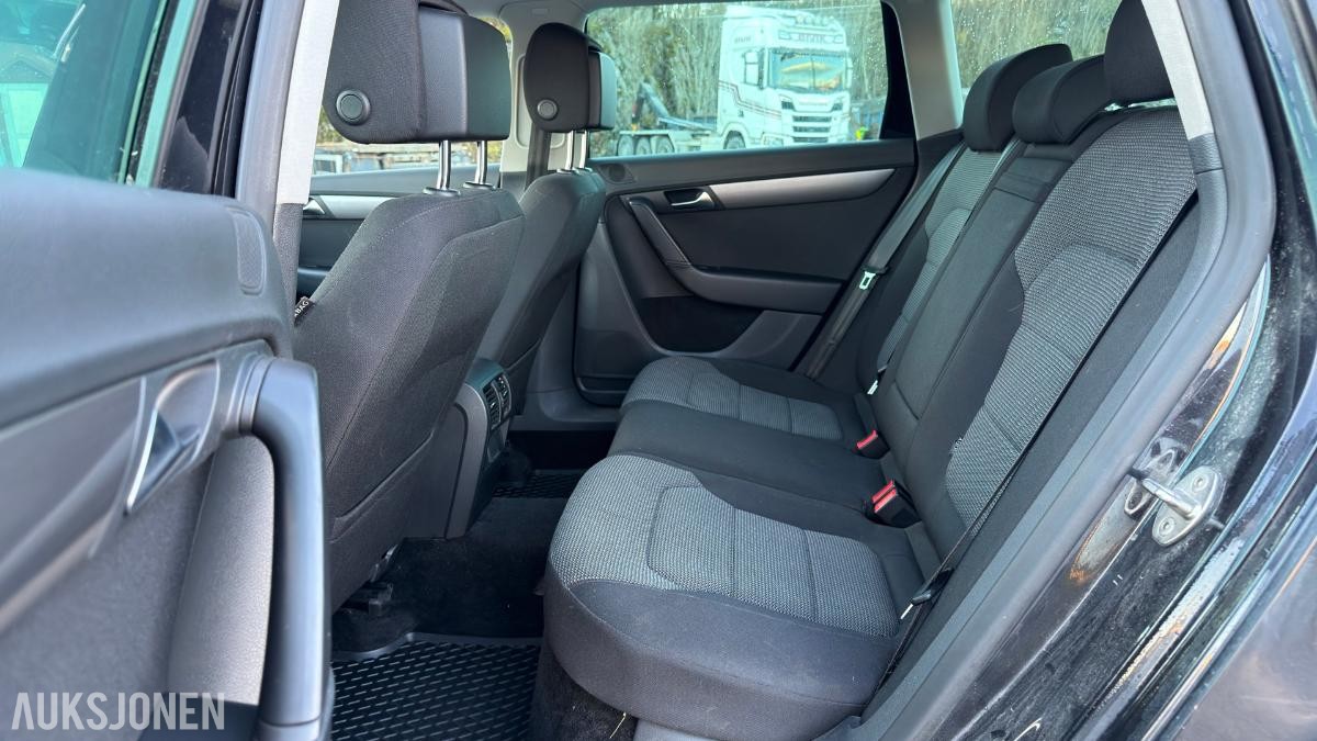 2011 VOLKSWAGEN PASSAT 2.0 TDI 4MOTION HENGERFESTE RYGGEKAMERA