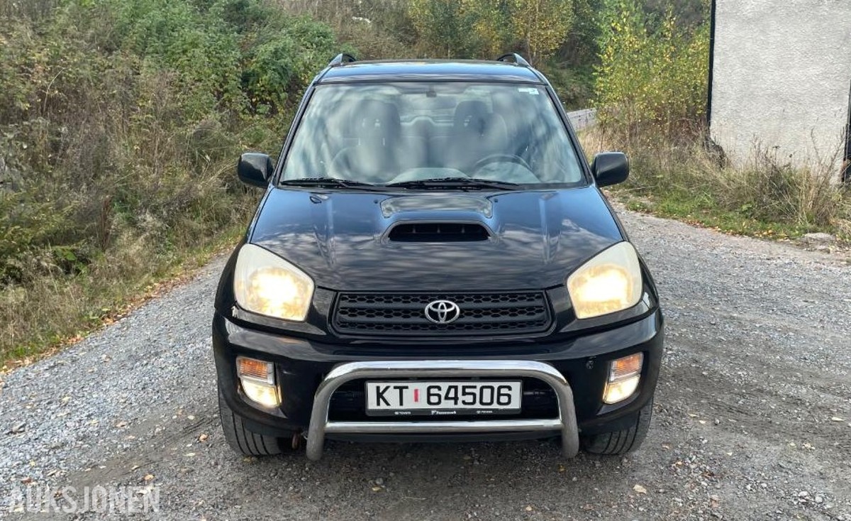 2003 TOYOTA RAV4 2.0 D-4D 116HK 4WD EU-OK 07.27