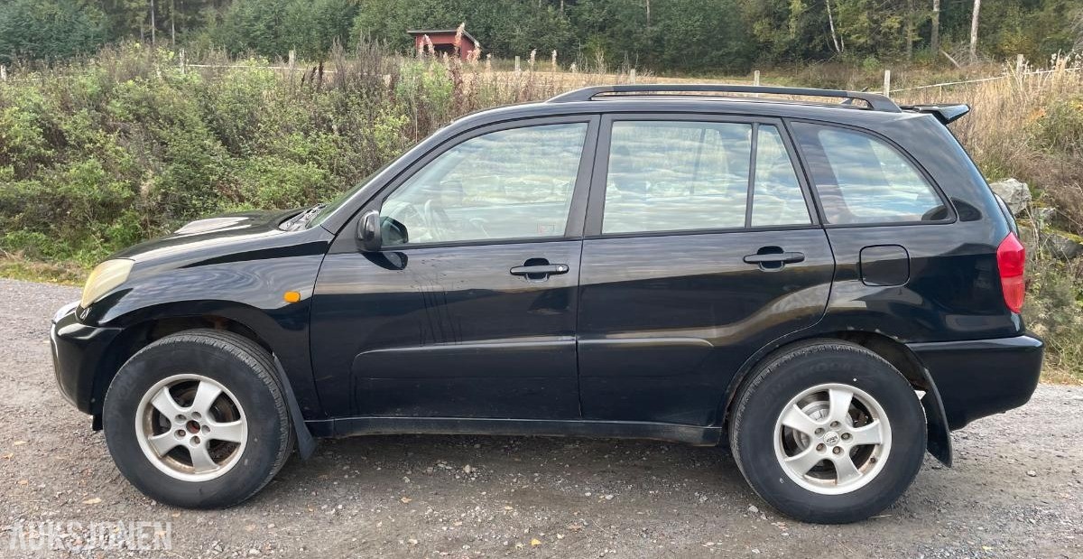 2003 TOYOTA RAV4 2.0 D-4D 116HK 4WD EU-OK 07.27