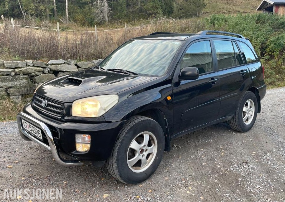2003 TOYOTA RAV4 2.0 D-4D 116HK 4WD EU-OK 07.27