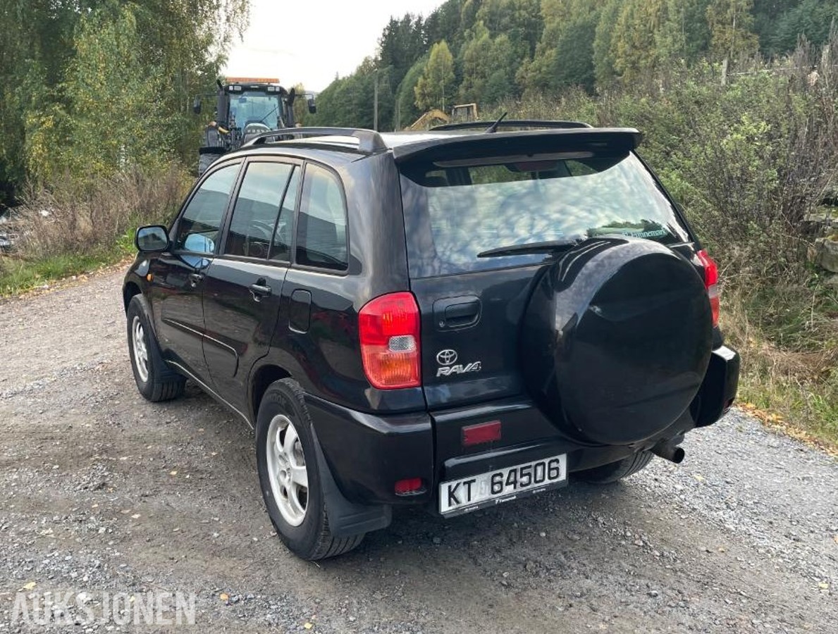 2003 TOYOTA RAV4 2.0 D-4D 116HK 4WD EU-OK 07.27