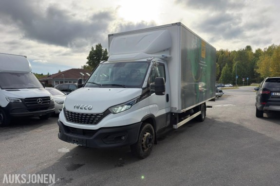 2021 Iveco Daily Skapbil, 12 pallers skap, sideåpning og Zepro bakløfter