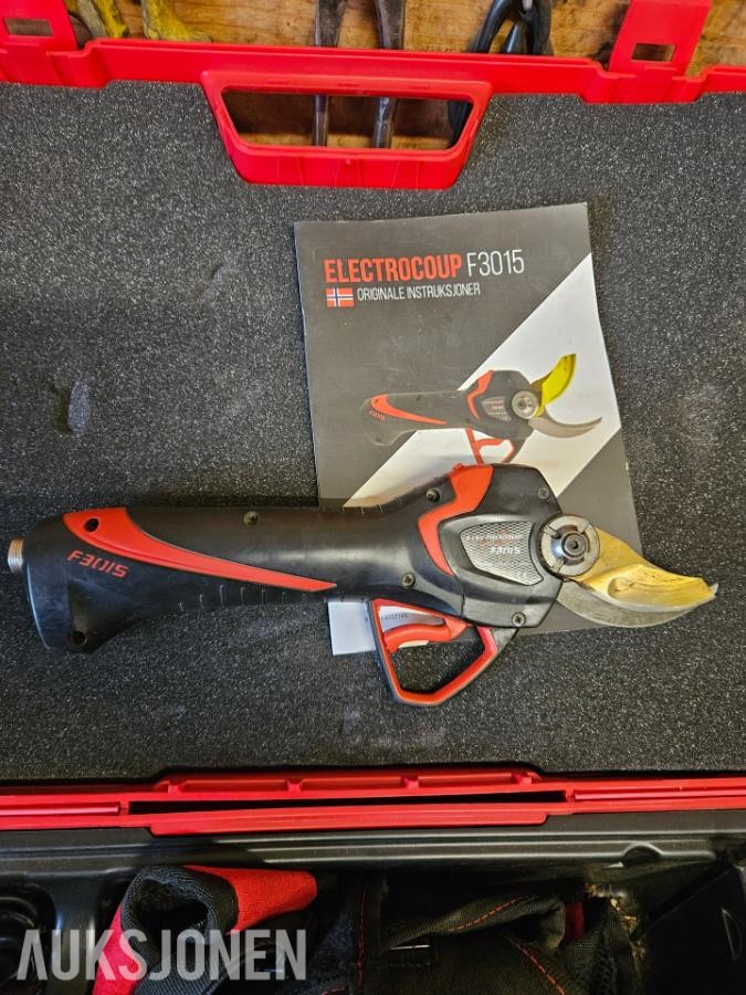 2021 Infaco Electrocoup f3015 Beskjærings saks, komplett m/batteri