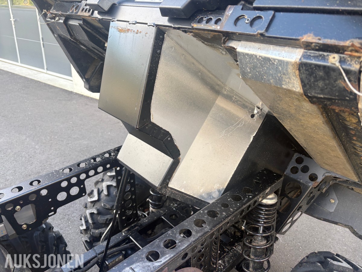 2025 Can-Am 6x6 XU+ 1000 T