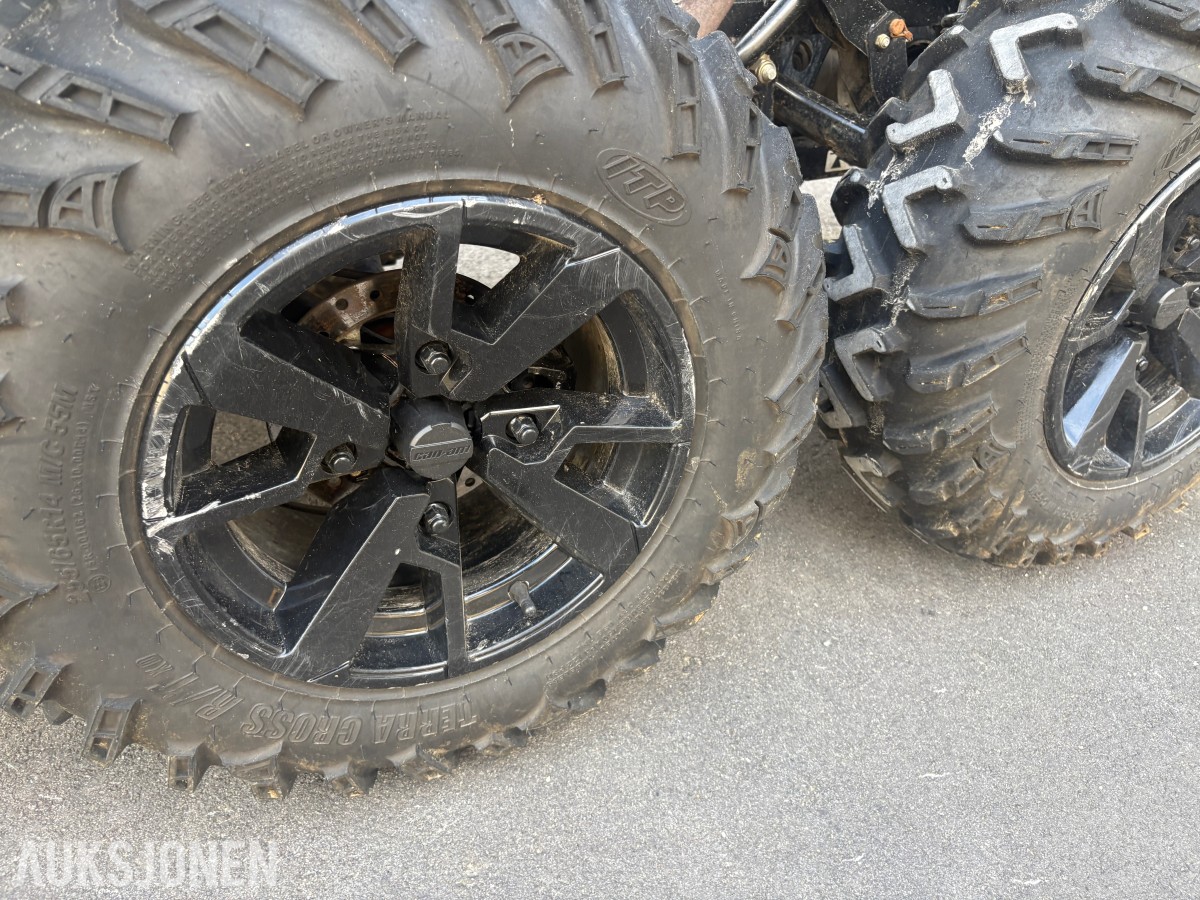 2025 Can-Am 6x6 XU+ 1000 T