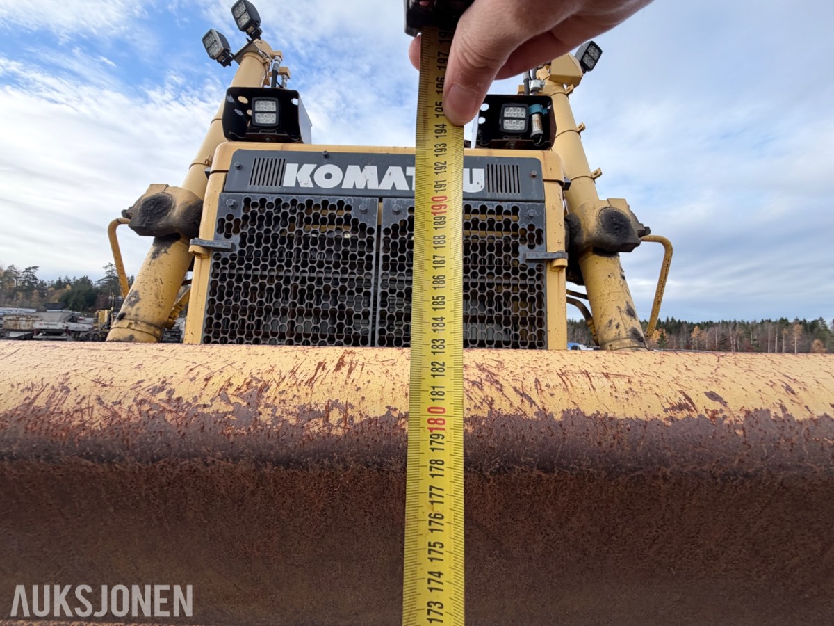 2017 Komatsu D155AXi-8 Bulldoser med 4916 timer 