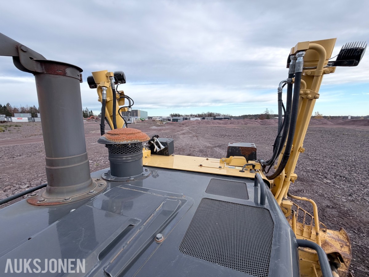 2017 Komatsu D155AXi-8 Bulldoser med 4916 timer 