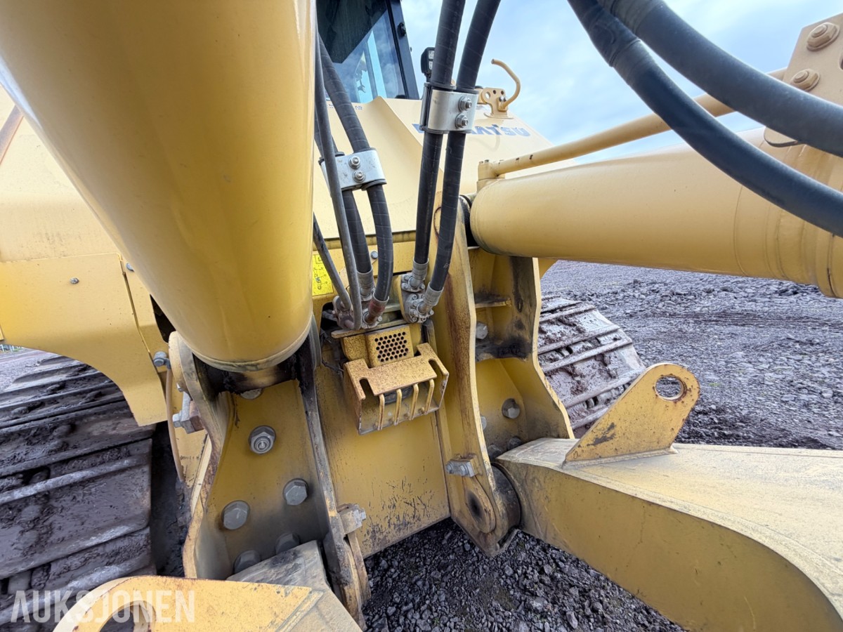 2017 Komatsu D155AXi-8 Bulldoser med 4916 timer 