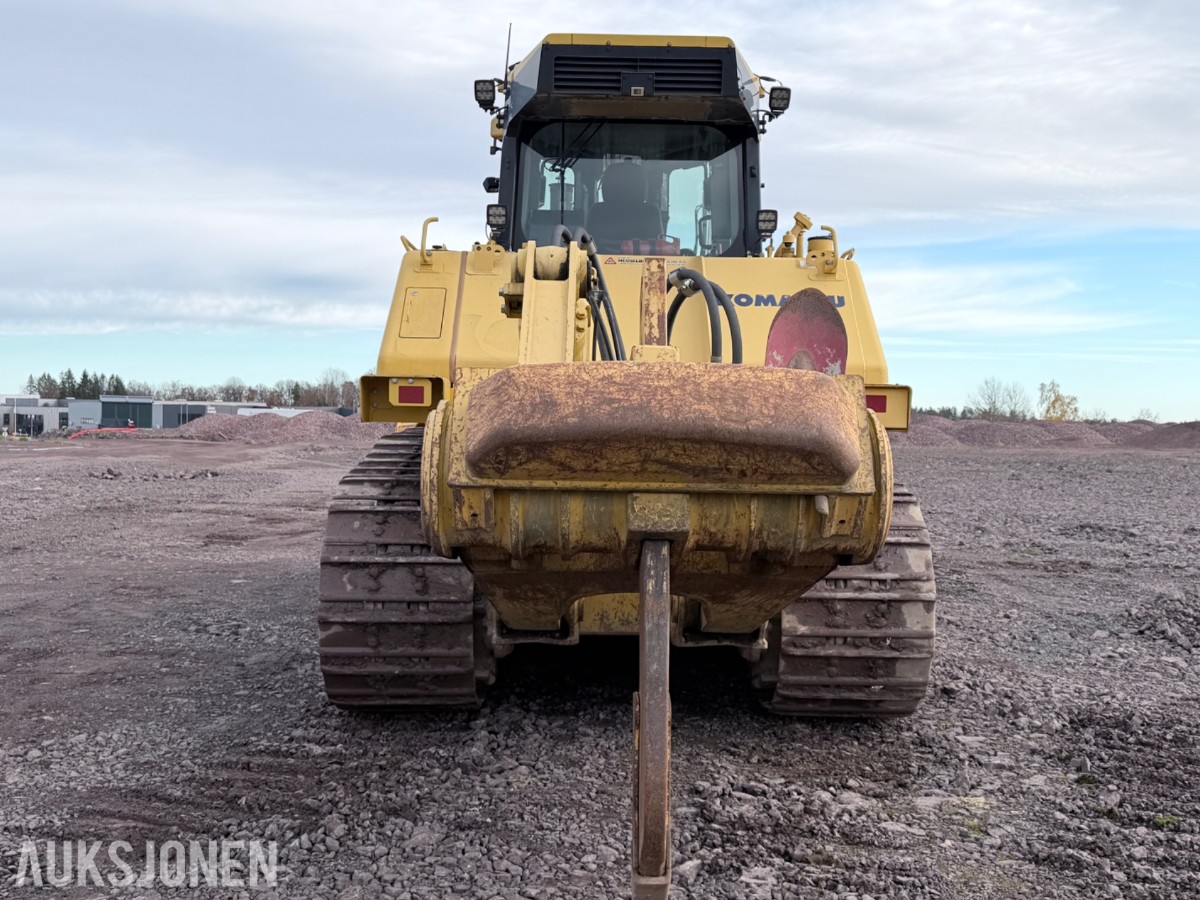 2017 Komatsu D155AXi-8 Bulldoser med 4916 timer 