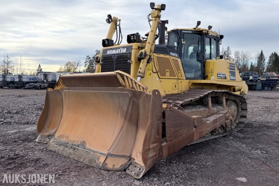 2017 Komatsu D155AXi-8 Bulldoser med 4916 timer 