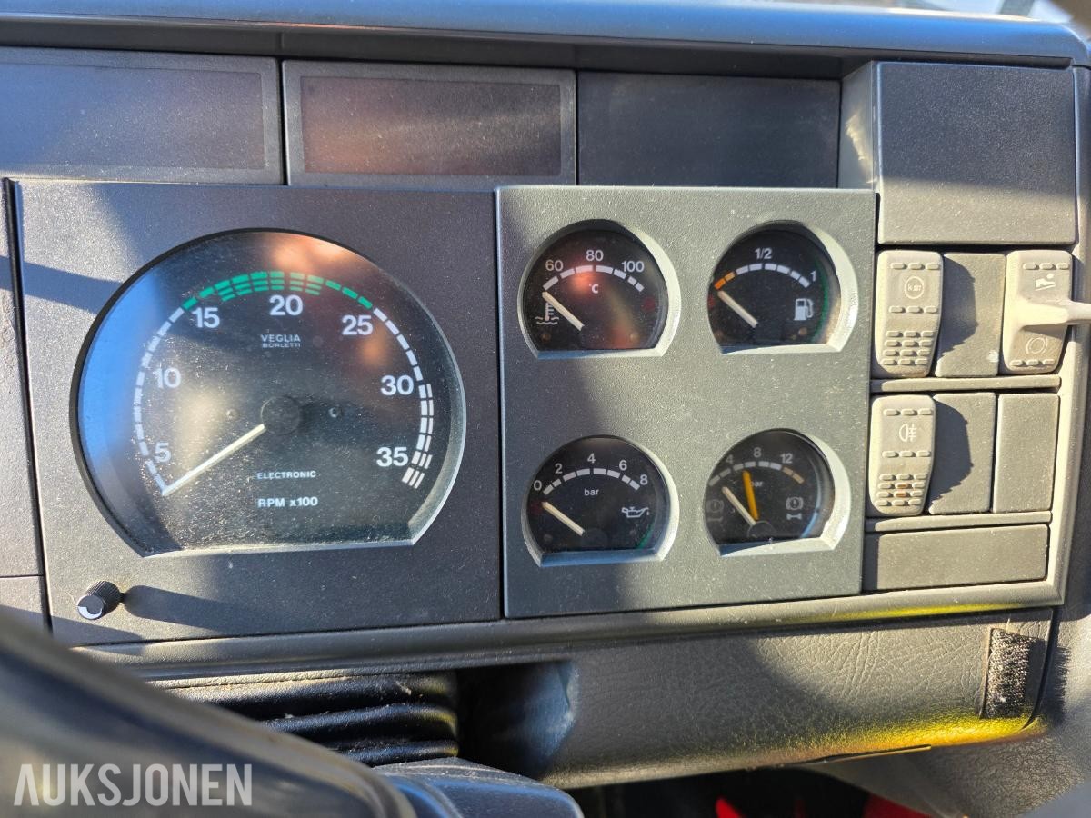 2003 Iveco 80 E18 Tector hestebil, reparasjonsobjekt