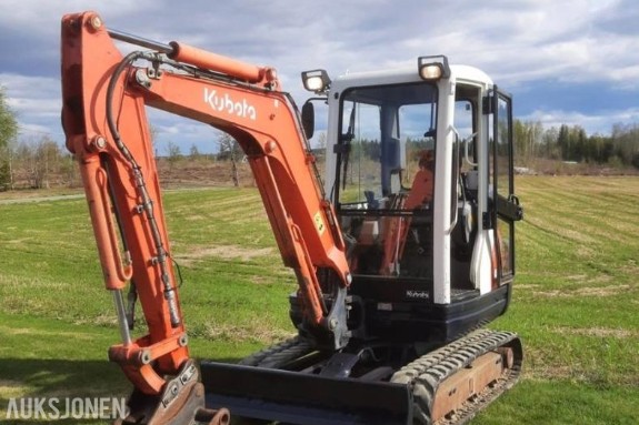 2009 KUBOTA KX61-3 MINIGRAVER - NYE BELTER - HYDRAULISK PUSSESKUFFE - MVA FRI