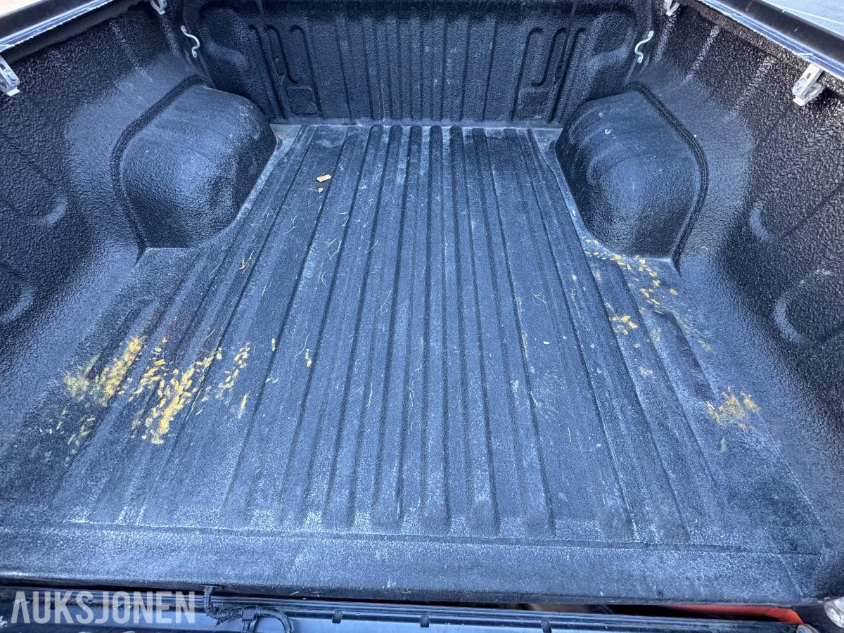 2019 Toyota HiLux dobbelkabin 2.4 150hk 4WD aut / EU godkjent / 319659km
