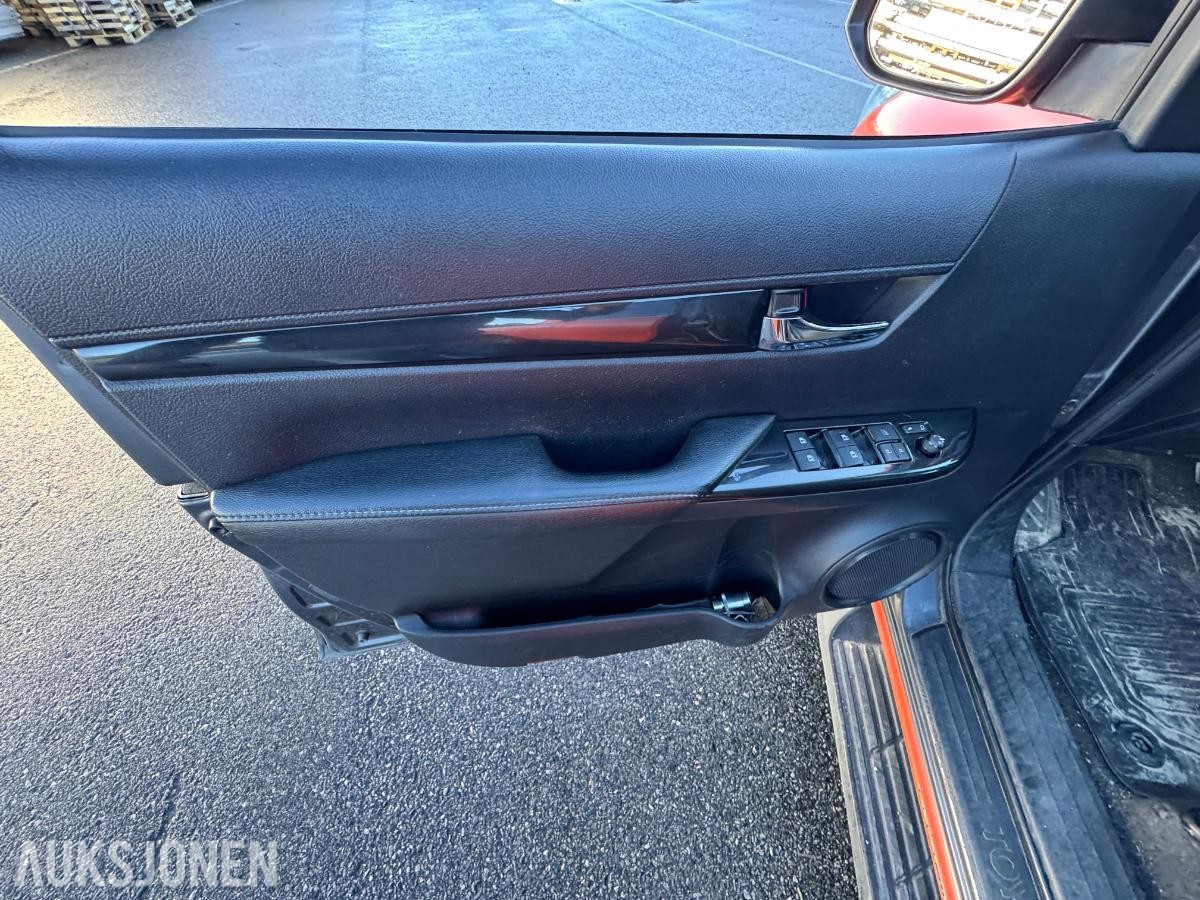 2019 Toyota HiLux dobbelkabin 2.4 150hk 4WD aut / EU godkjent / 319659km