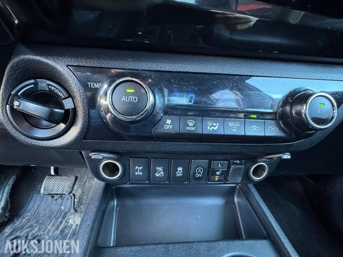 2019 Toyota HiLux dobbelkabin 2.4 150hk 4WD aut / EU godkjent / 319659km