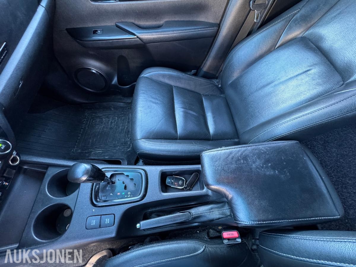 2019 Toyota HiLux dobbelkabin 2.4 150hk 4WD aut / EU godkjent / 319659km