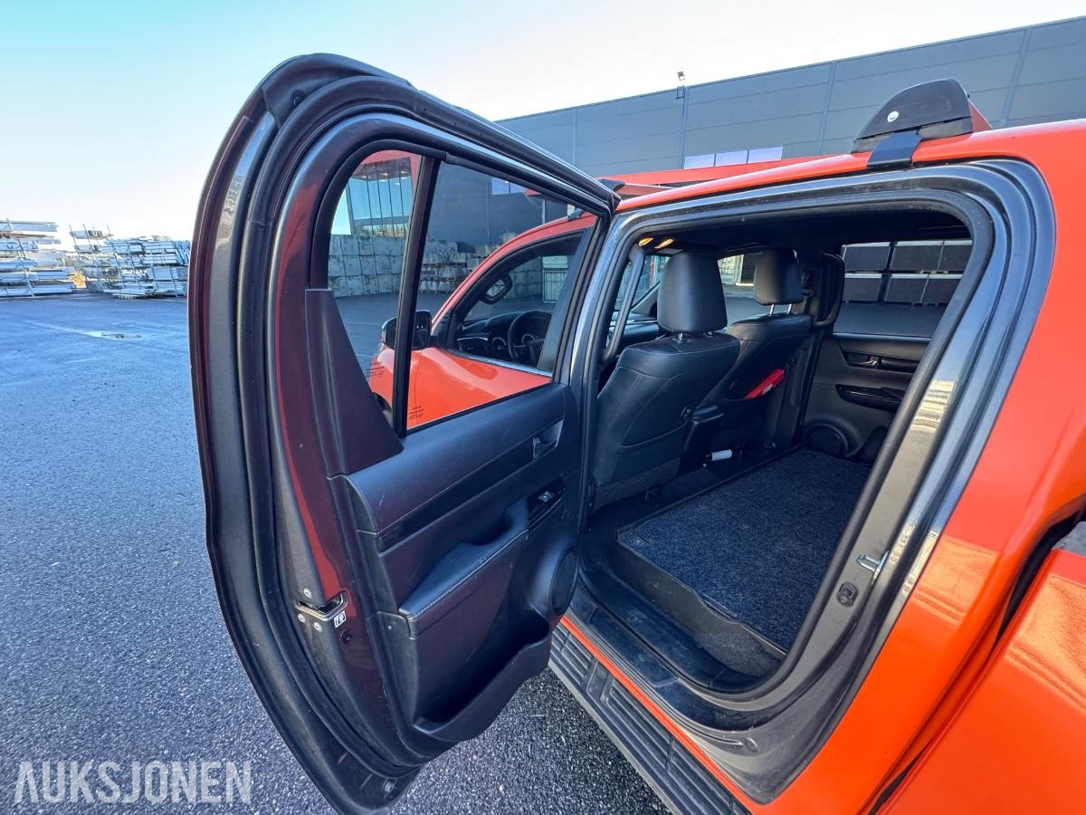 2019 Toyota HiLux dobbelkabin 2.4 150hk 4WD aut / EU godkjent / 319659km