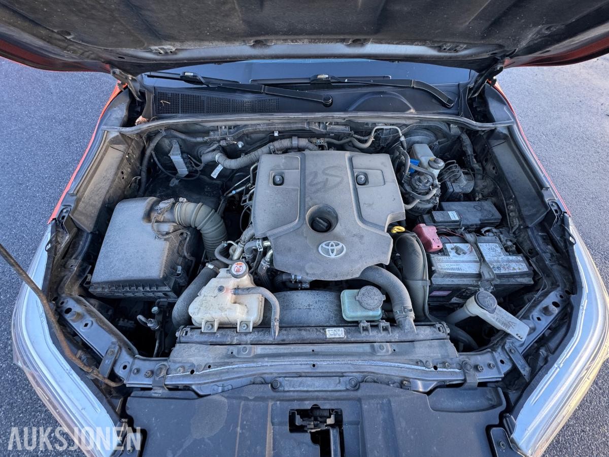 2019 Toyota HiLux dobbelkabin 2.4 150hk 4WD aut / EU godkjent / 319659km