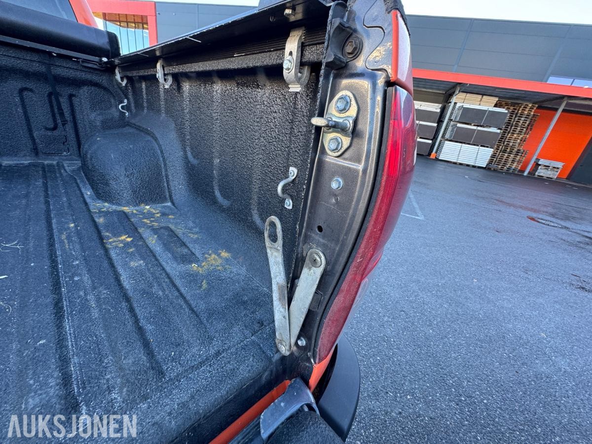 2019 Toyota HiLux dobbelkabin 2.4 150hk 4WD aut / EU godkjent / 319659km